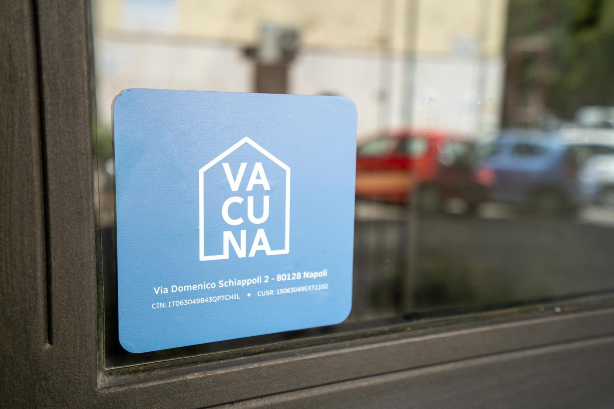 Vacuna Pleasant Rooms Napoli Exterior foto