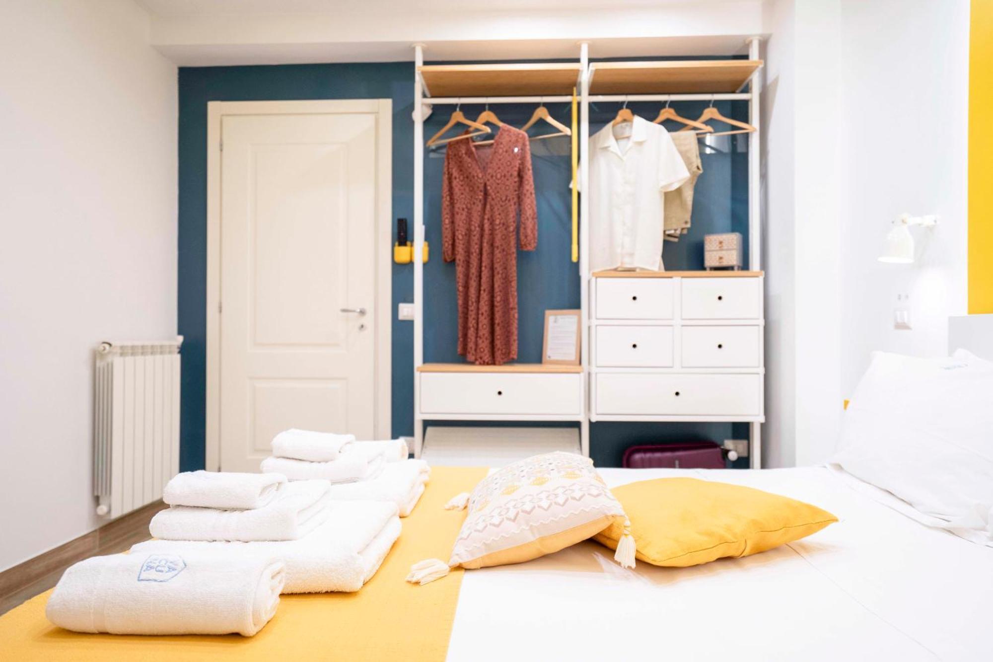 Vacuna Pleasant Rooms Napoli Exterior foto